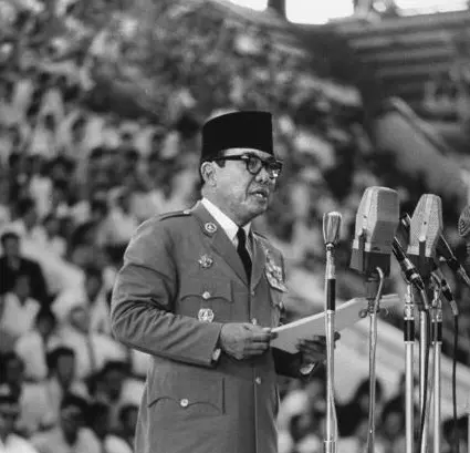 Soekarno di Konferenssi Wartawan 1963