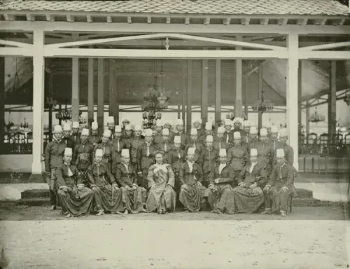 Pengulu dan pejabat istana Mangkunegara.