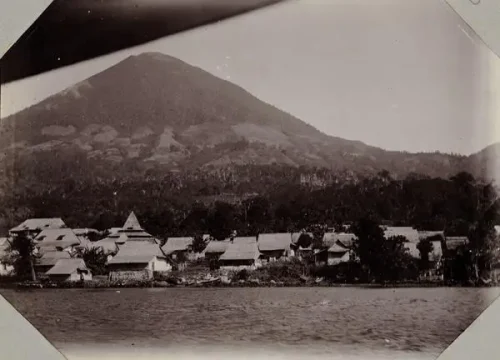 Pemukiman di pesisir TIdore